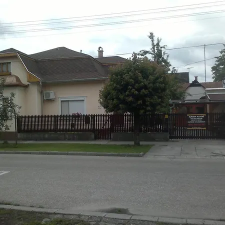 Гостевой дом Matyi Vendeghaz *